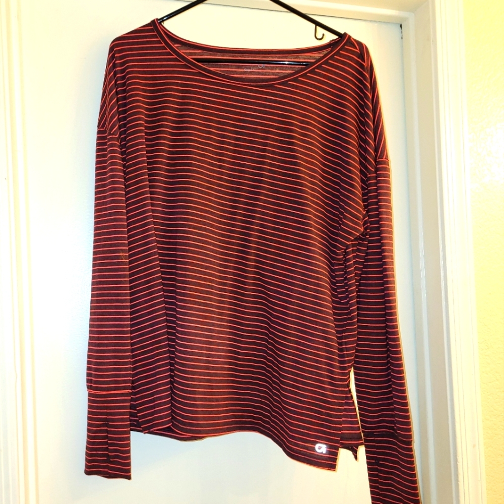 GAP Fit long sleeve athletic top, size L
